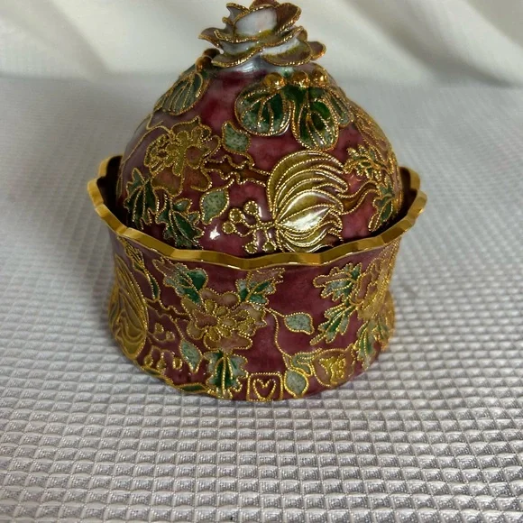 Vintage Cloisonné red rose trinket box - Picture 2 of 8